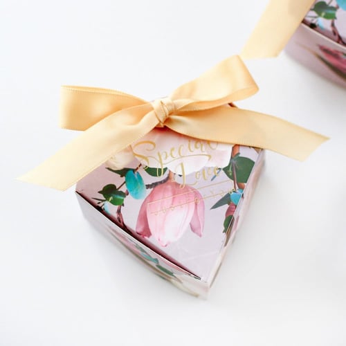 10 حبات توزيعات طبعة زهور