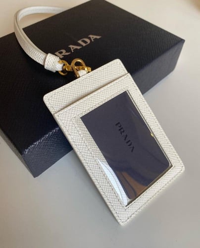 برادا اي دي هولدر Prada ID Holder