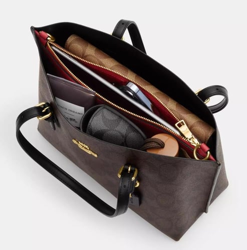 شنطة كوتش مولي توت باق زيتي