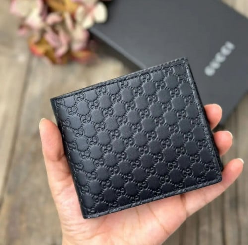 محفظة قوتشي الرجالية جلد