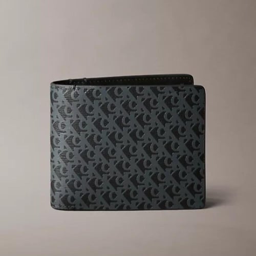 طقم محفظة كالفن كلاين وميدالية