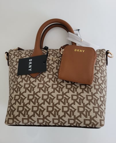 شنطة دكني صغيرة فاليا ستاشل