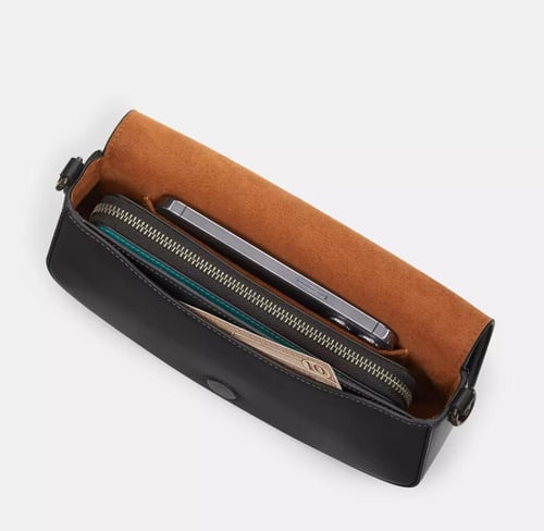 شنطة كوتش كتف اندريا جلد الجاكار