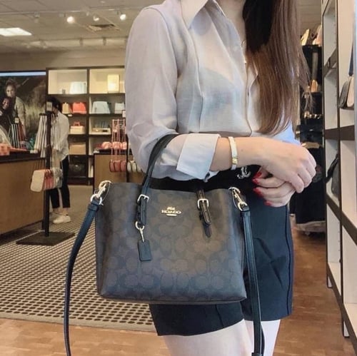 شنطة كوتش مولي توتي