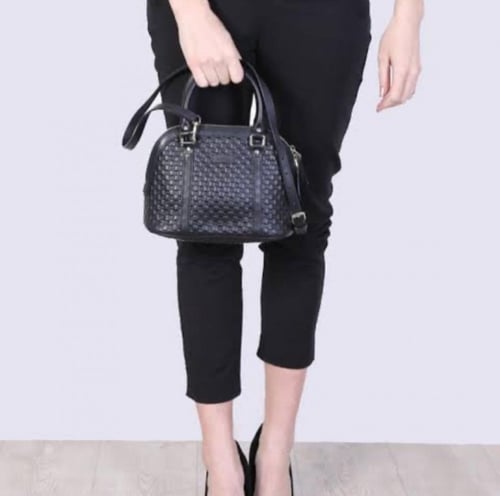 شنطه قوتشي اصلية اسود شامل الملحقات