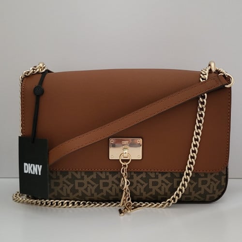 شنطة دكني DKNY