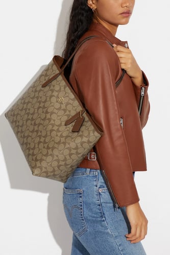 شنطة كوتش توتي كبيره لون كاكي