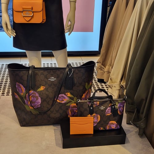 شنطة كوتش كبيرة طباعة زهور