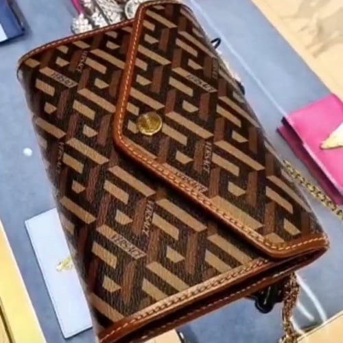 شنطة فرزاتشي اصلية شامل الملحقات