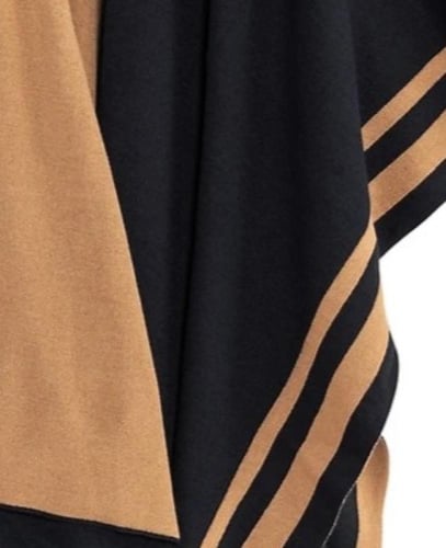 وشاح رالف لورين يلبس وجهين