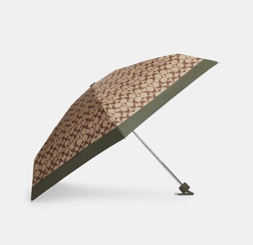 مظلة كوتش صغيرة مميزة للحماية من الأشعة والمطر