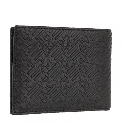 محفظة اقنر جلد منقوش