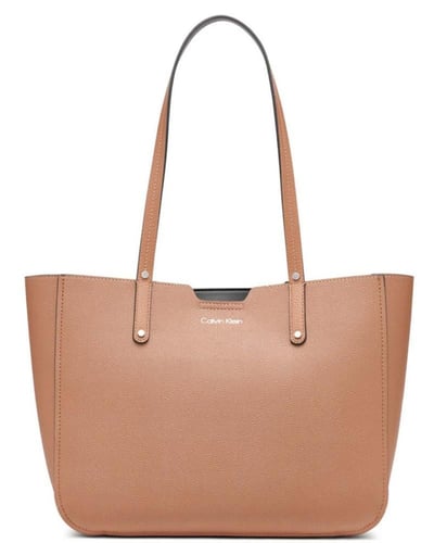 شنطة كالفن كلاين كبيرة