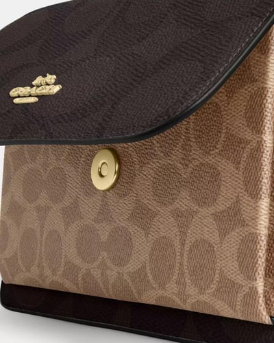 شنطة كوتش كلارا