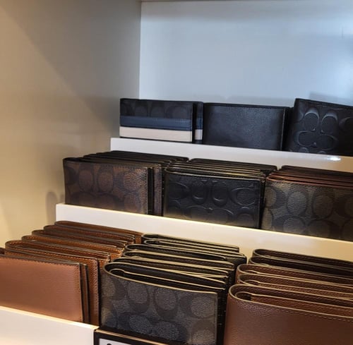 محفظة كوتش رجالية سقنتشر 3 في 1 اسود فحمي