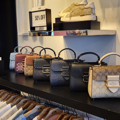 شنطة كوتش مورغان