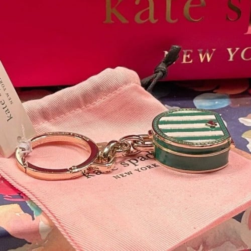 ميدالية kate spade
