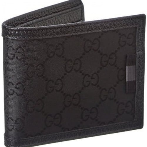 محفظة قوتشي الرجالية نقش مميز