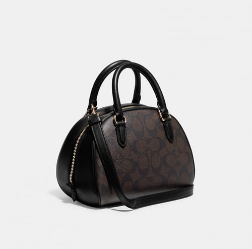 شنطة كوتش شامبري