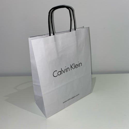 كيس كالفن كلاين - يلزم شراء احد منتجات كالفين كلاي...