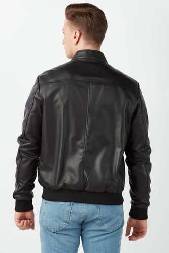 معطف من الجلد الأسود على طراز الكلية من الجلد الطب...