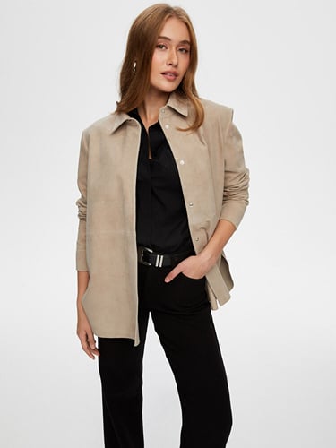 جاكيت قميص من جلد الغزال الطبيعي - بيج فاتح - فخام...