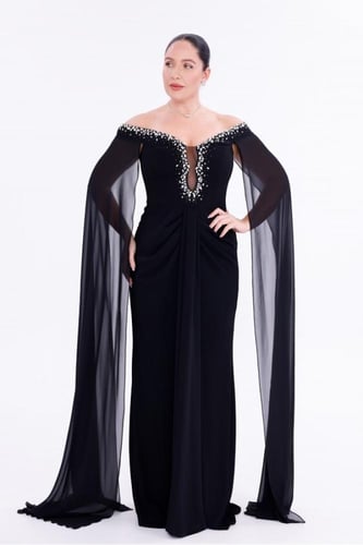 فستان سهرة كريب بفيونكات - إطلالة حورية البحر السا...