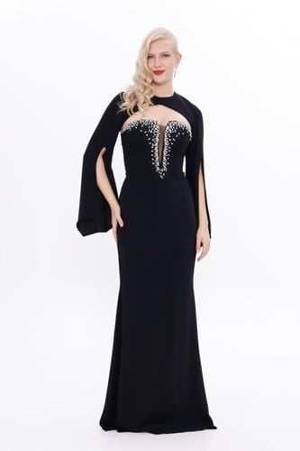 فستان سهرة كريب - إطلالة مزخرفة بتصميم بوليرو للمن...