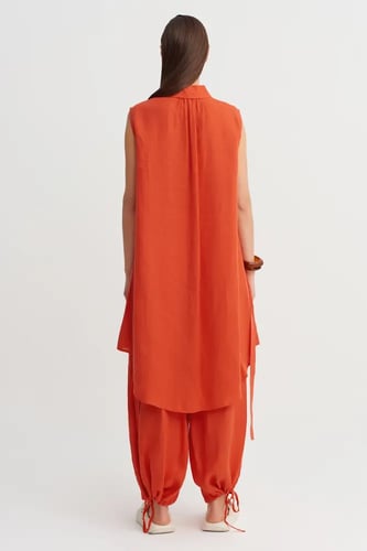 قميص حريمي بدون أكمام بتصميم غير متماثل - برتقالي...