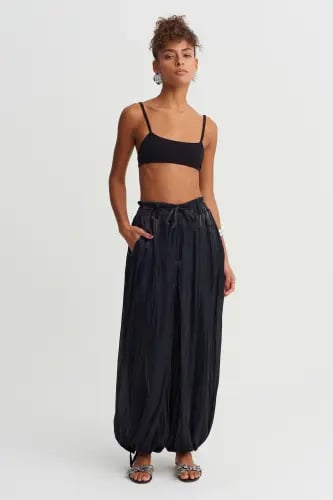 بنطال حريمي فضفاض - أسود - راحة وأناقة يومية - قطع...