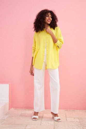 قميص نسائي بقماش قطني كبير الحجم لون أصفرمن Orfeon...