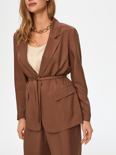 جاكيت تينسل نصف مبطن بحزام خصر - بني شوكولاتة - نع...