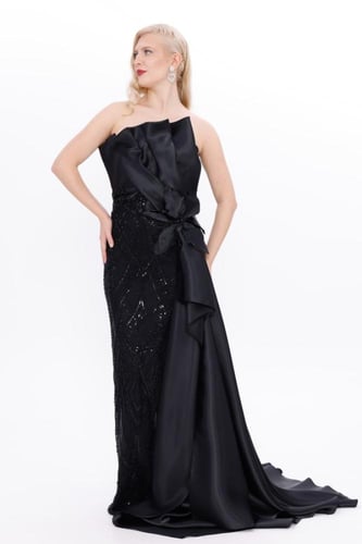 فستان سهرة حورية البحر - إطلالة السجادة الحمراء بذ...