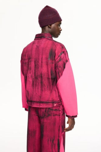 جاكيت دنيم - وردي - جيوب على الصدر وأزرار للإغلاق...