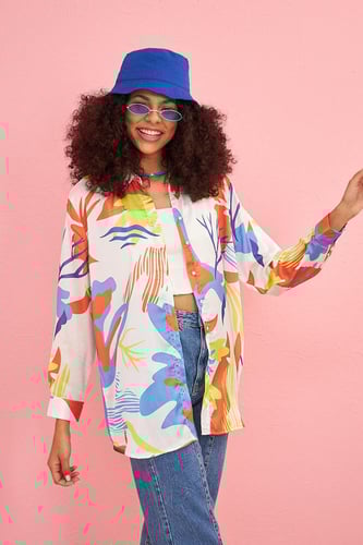 قميص نسائي منقوش الوان فاتحة مقاس موحد من Orfeoneg...