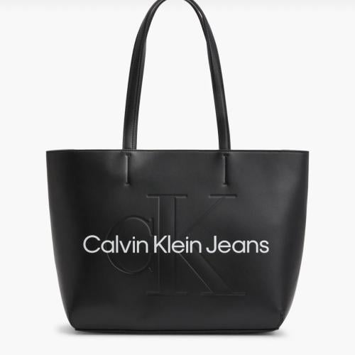 شنطة كالفن كلاين