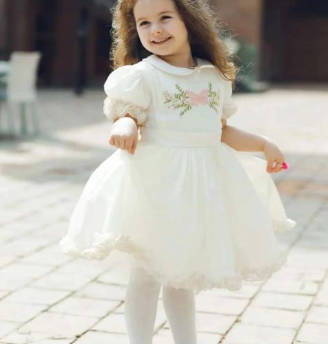 فستان إسباني بناتي