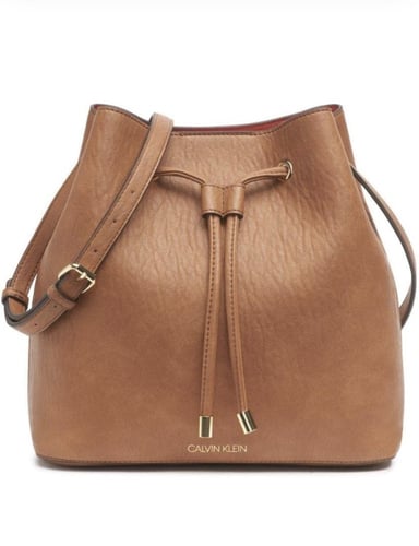 شنطة كالفن كلاين