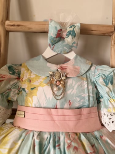 فستان فكتوري + مشبك شعر