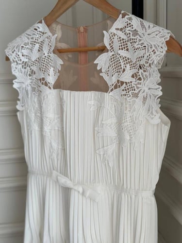 Mesh Shoulders with Flowers