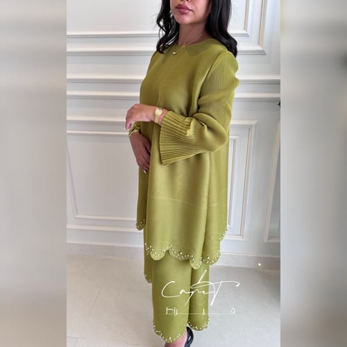 Pearly Decorated Set