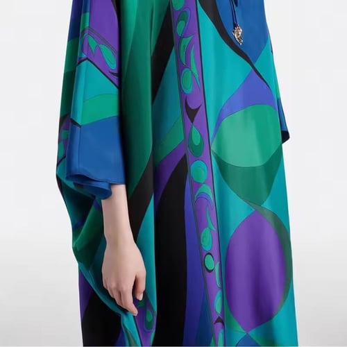 Silky kaftan in Colors حجز مسبق ٦ ايام
