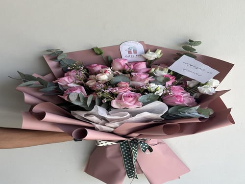 بوكية ورد درجات البنك || Pink bouquet
