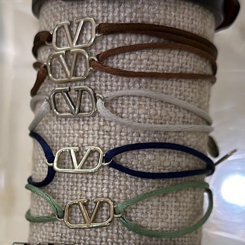 VALENTINO || اسورة فالنتنيو