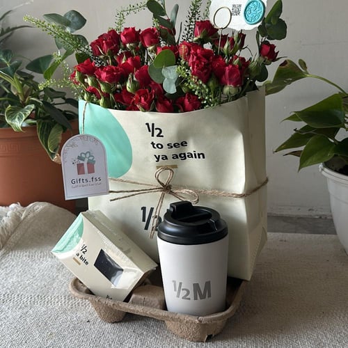 قهوة من هاف مليون مع شوكولاتة براونيز - وباقة ورد...