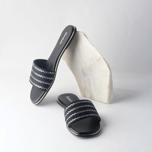 سليبير نسائي بلون اسود