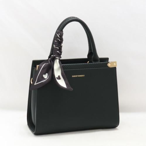 شنطة نسائية بلون اسود