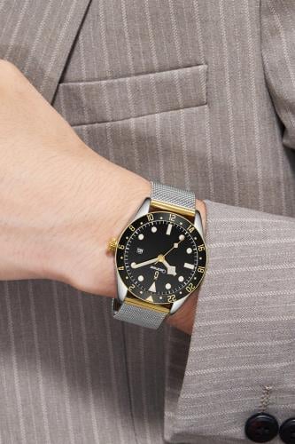 ساعة رجالية قليمير شبكي بلون فضي و ذهبي