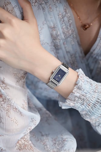 ساعة نسائية كارمن كلاين 15513F52