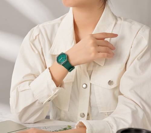 ساعة نسائية جوليوس ربر بلون اخضر